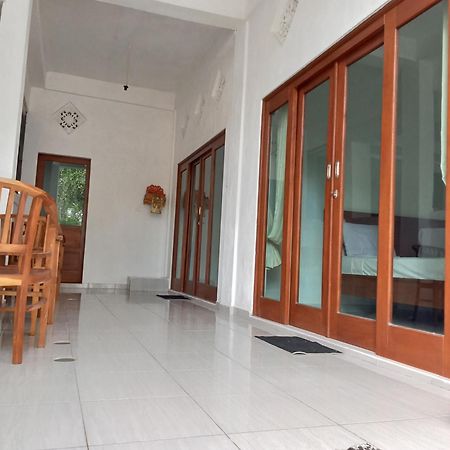 Komang Homestay 아메드 외부 사진