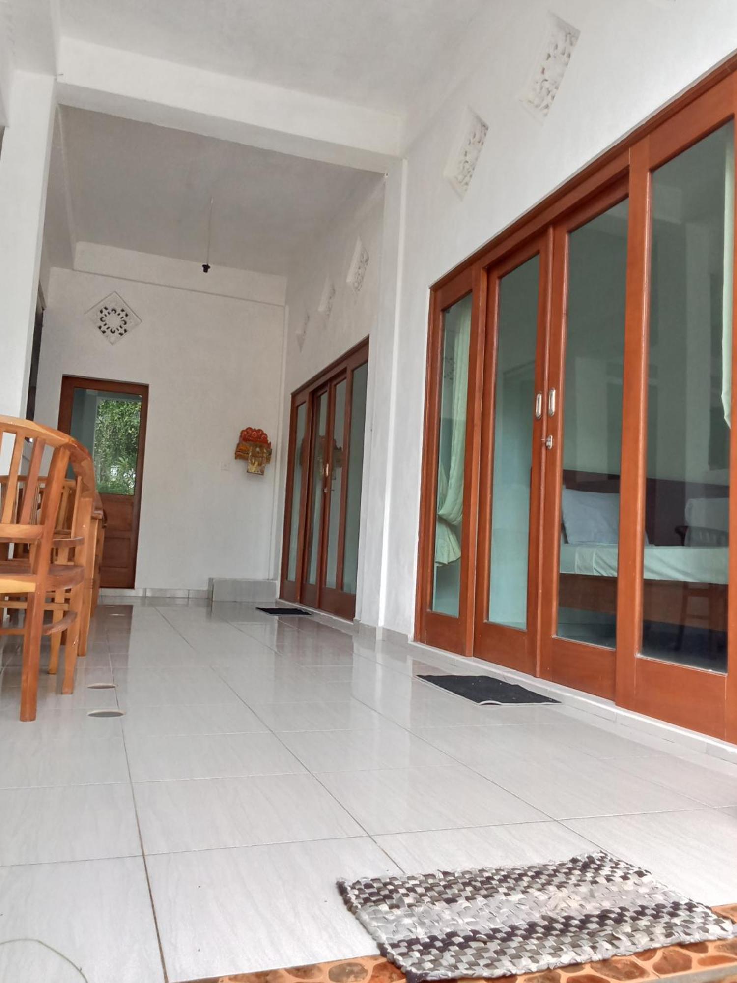 Komang Homestay 아메드 외부 사진